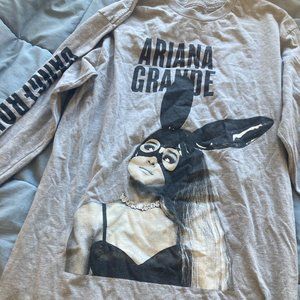 Ariana Grande Dangerous Woman Tour shirt